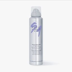 Monat Studio One Glossy Shine Mist